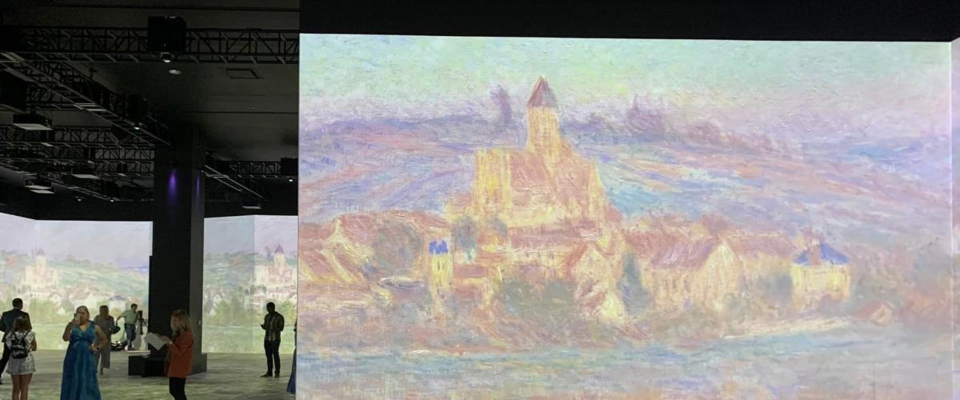 The Evolution of Indy's Art Scene: A Journey Through Indianapolis' Rich Artistic History and Its Contemporary Renaissance