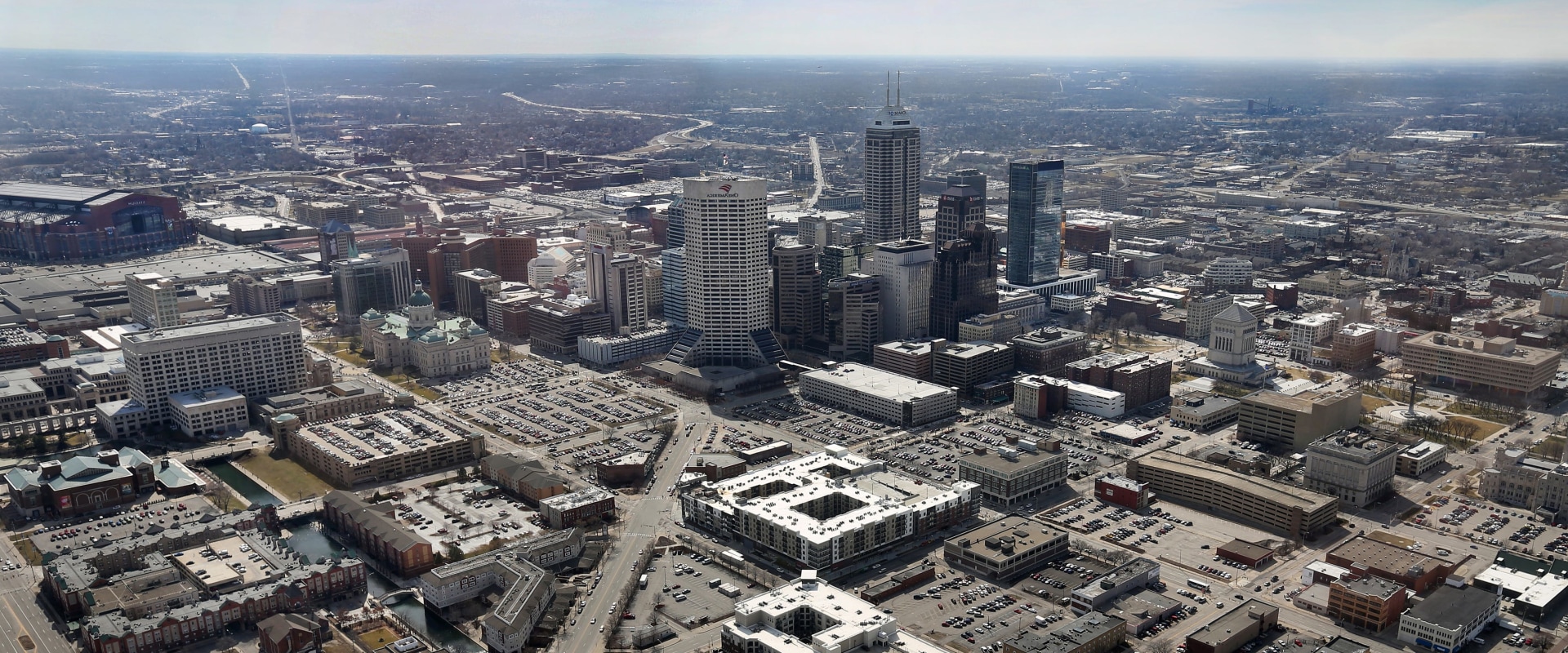 Where does indianapolis rank in homicides?